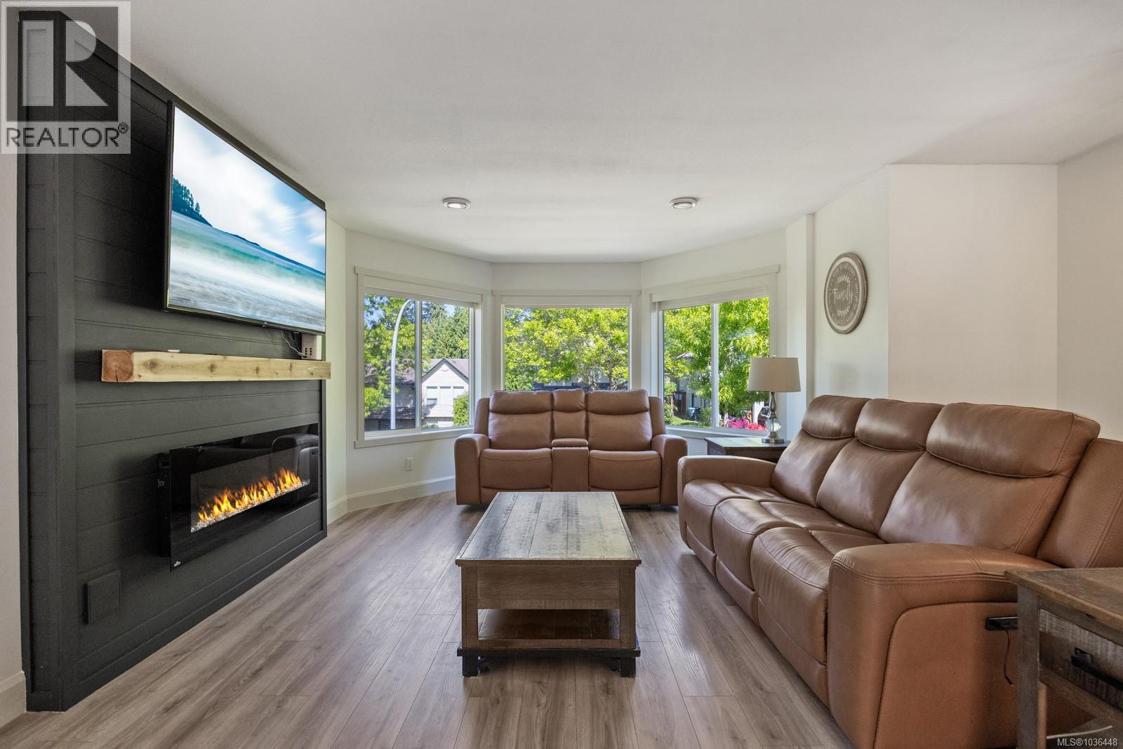 2203 Tamarack Dr - 7