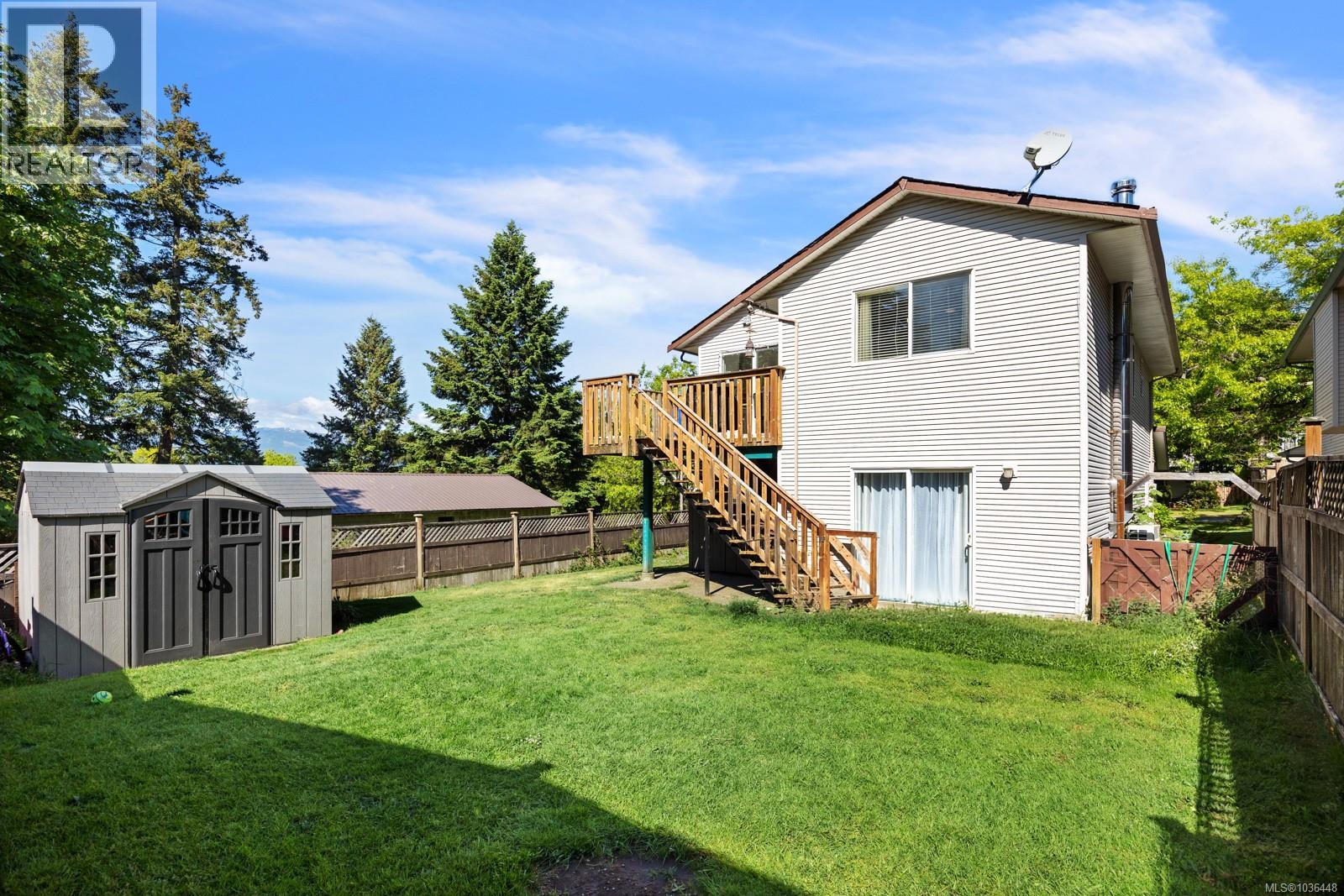 2203 Tamarack Dr - 31