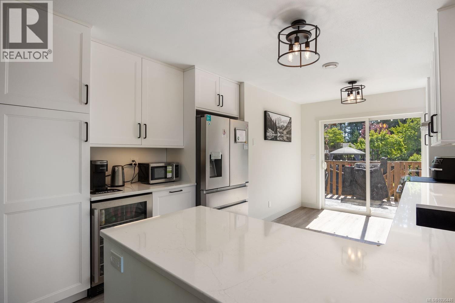 2203 Tamarack Dr - 15