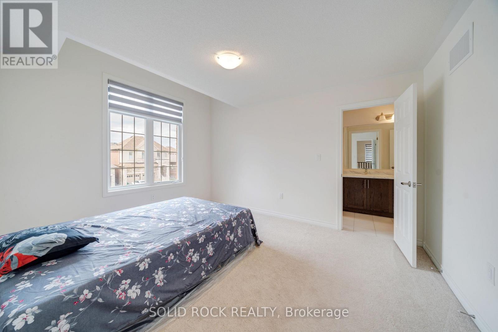 225 FLEETWOOD DRIVE - 23