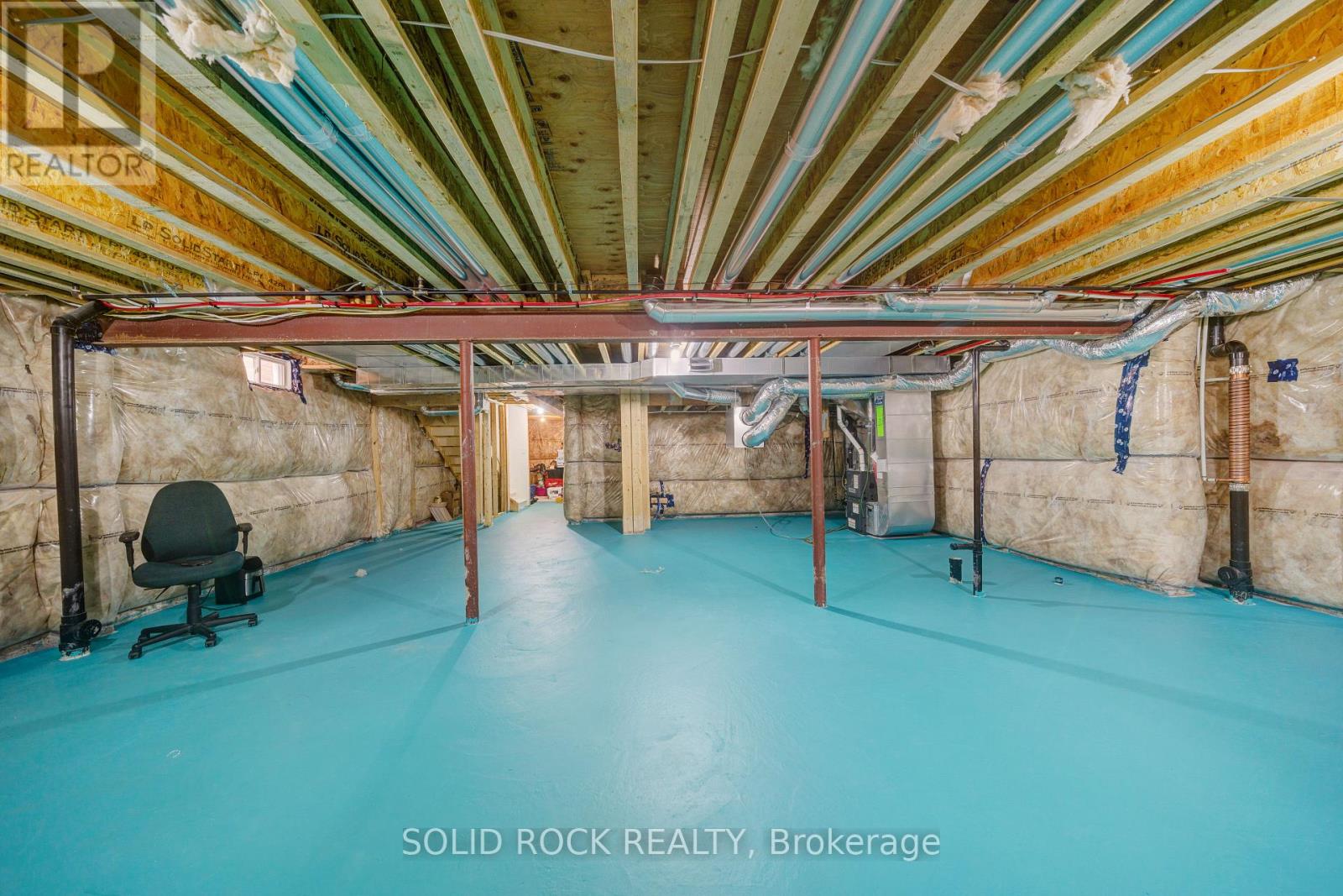 225 FLEETWOOD DRIVE - 27