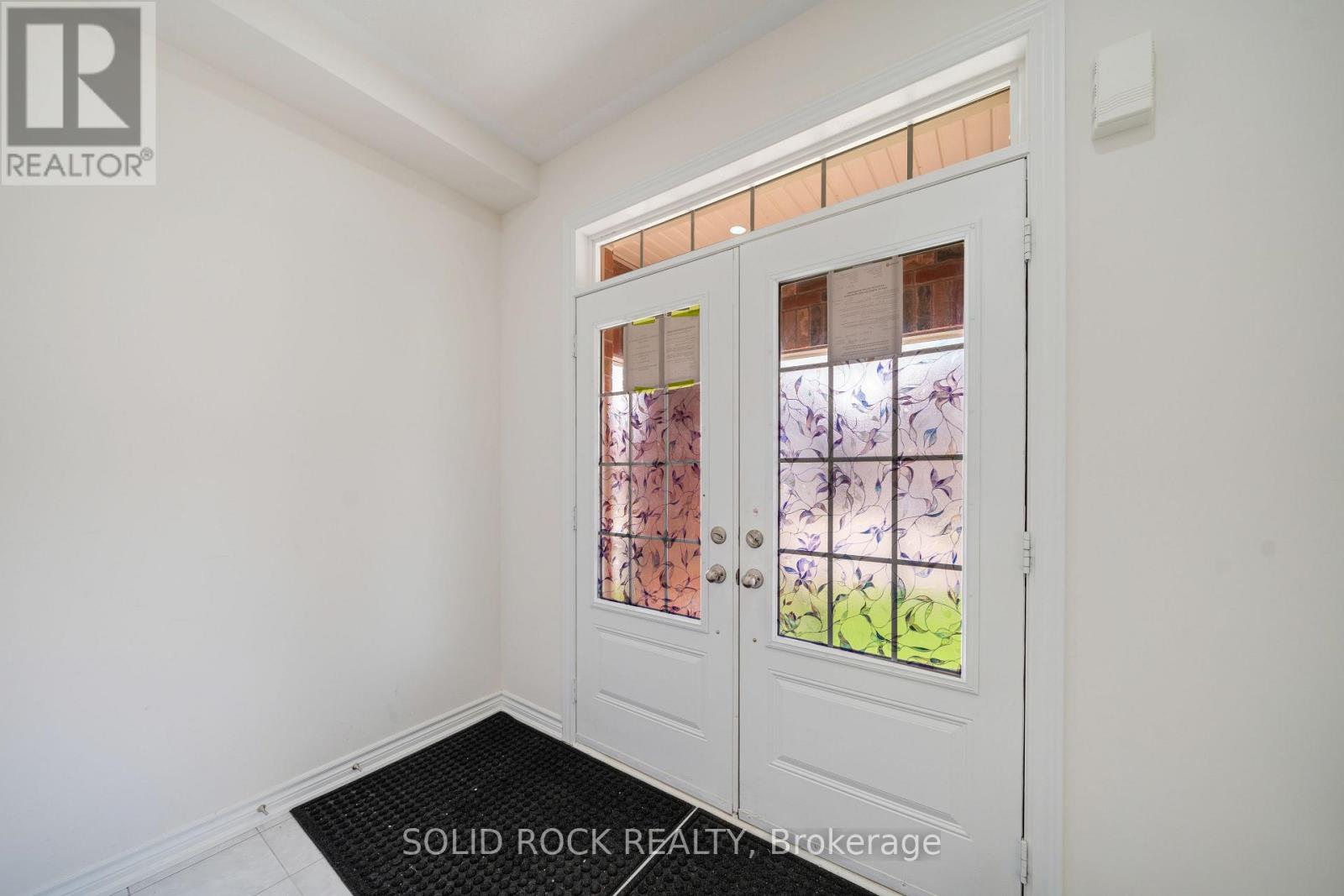 225 FLEETWOOD DRIVE - 3