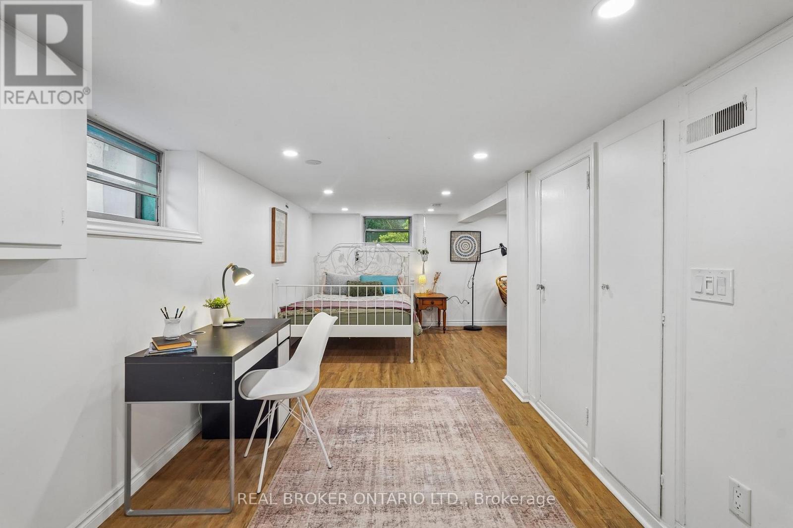 14 PLAINS ROAD - 15