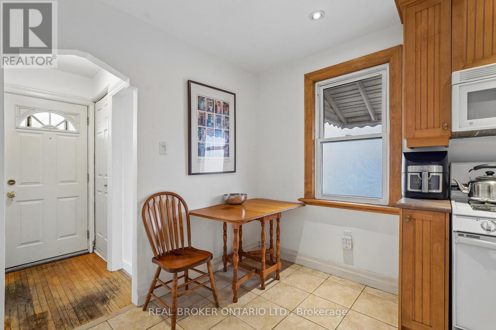 14 PLAINS ROAD - 6
