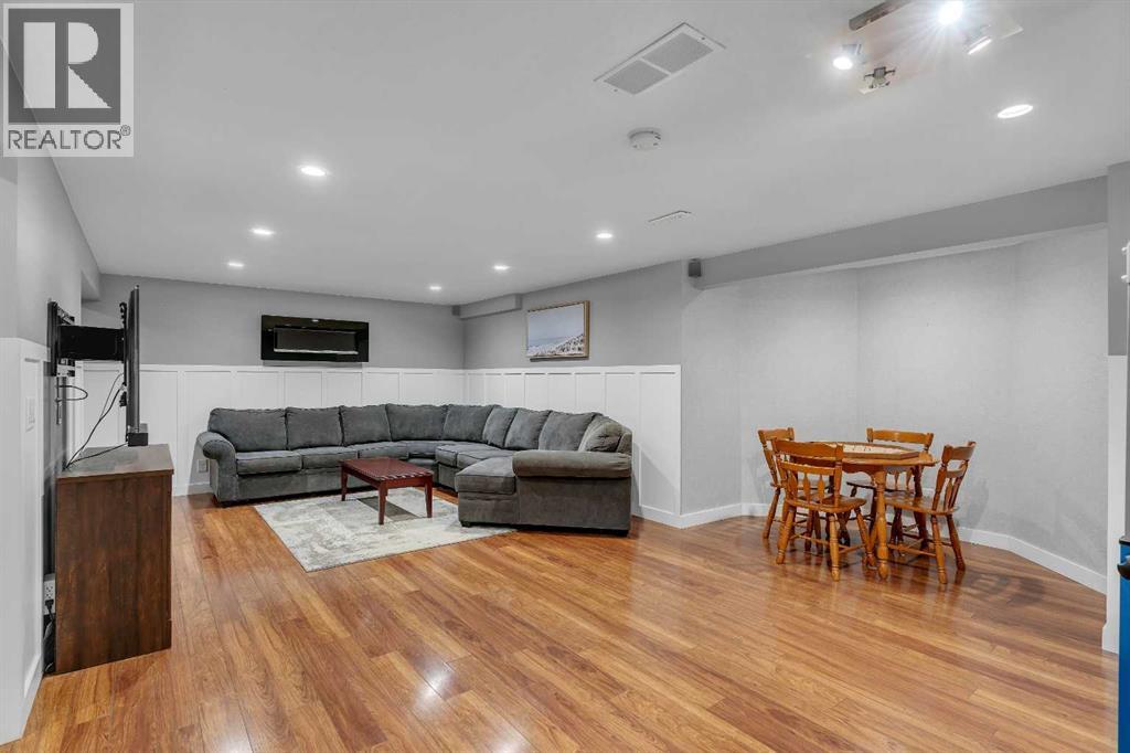 941 Riverview Place SE — photo 32
