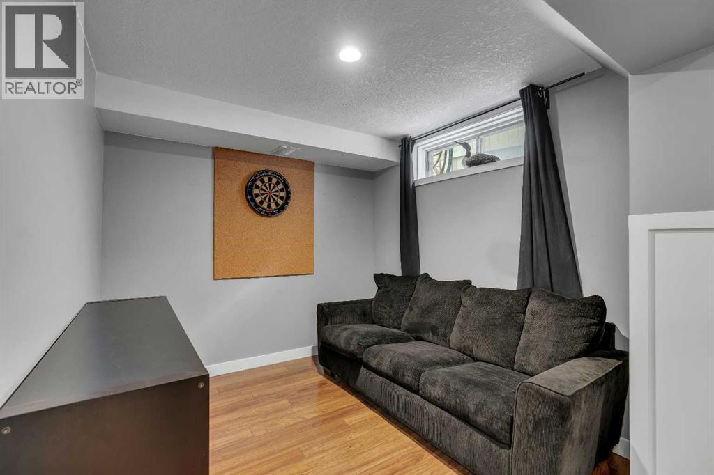 941 Riverview Place SE — photo 36
