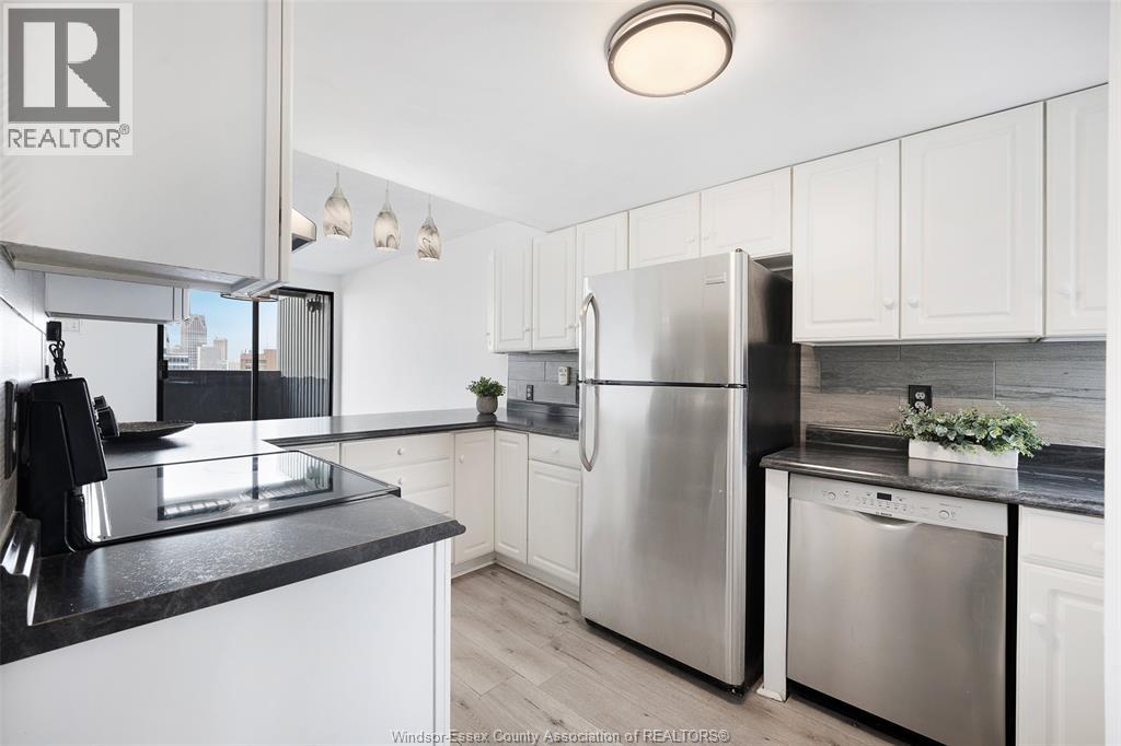 380 PELISSIER Unit# 1608, Windsor, Ontario, N9A6V7 — Photo 22