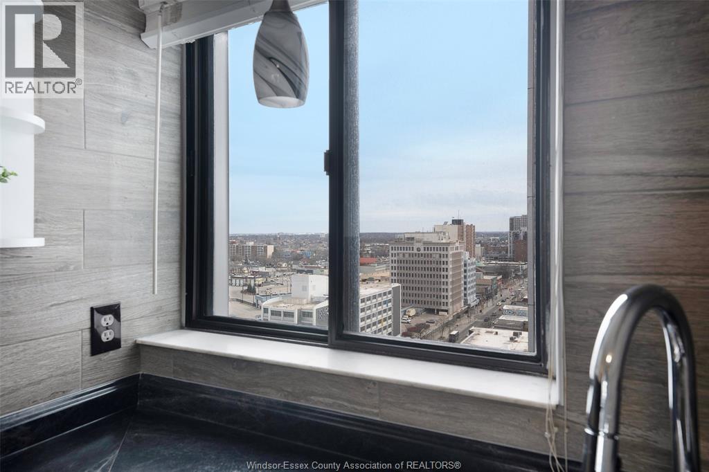 380 PELISSIER Unit# 1608, Windsor, Ontario, N9A6V7 — Photo 32