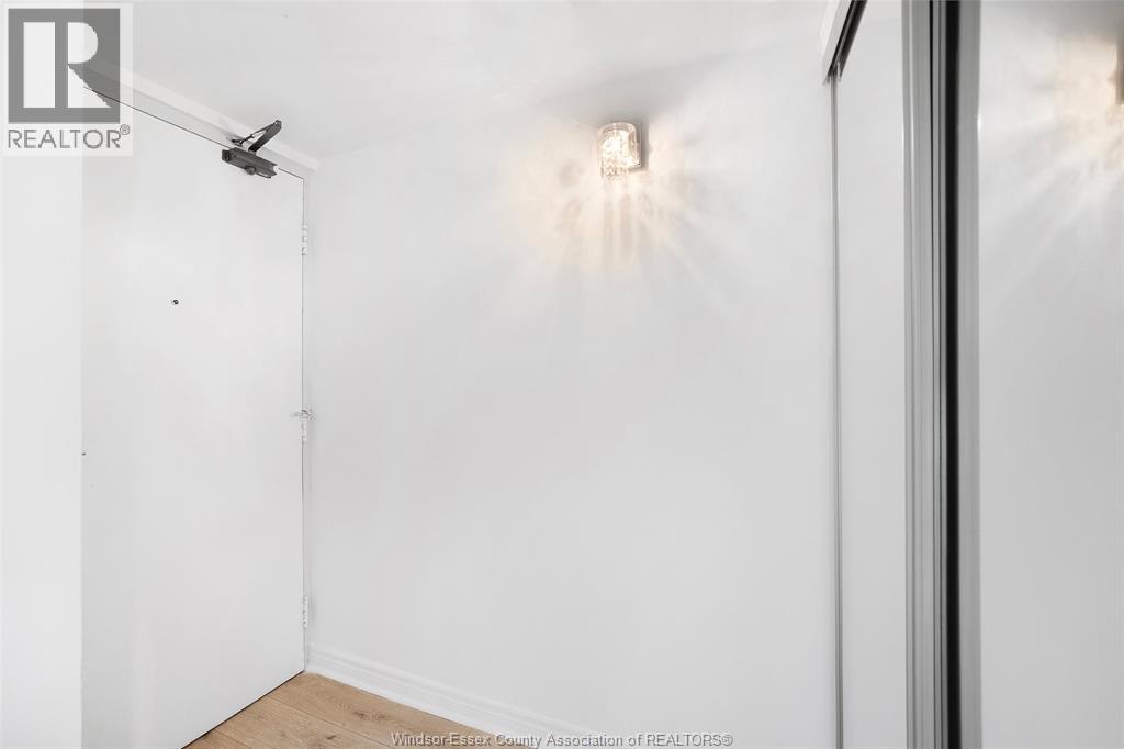 380 PELISSIER Unit# 1608, Windsor, Ontario, N9A6V7 — Photo 45