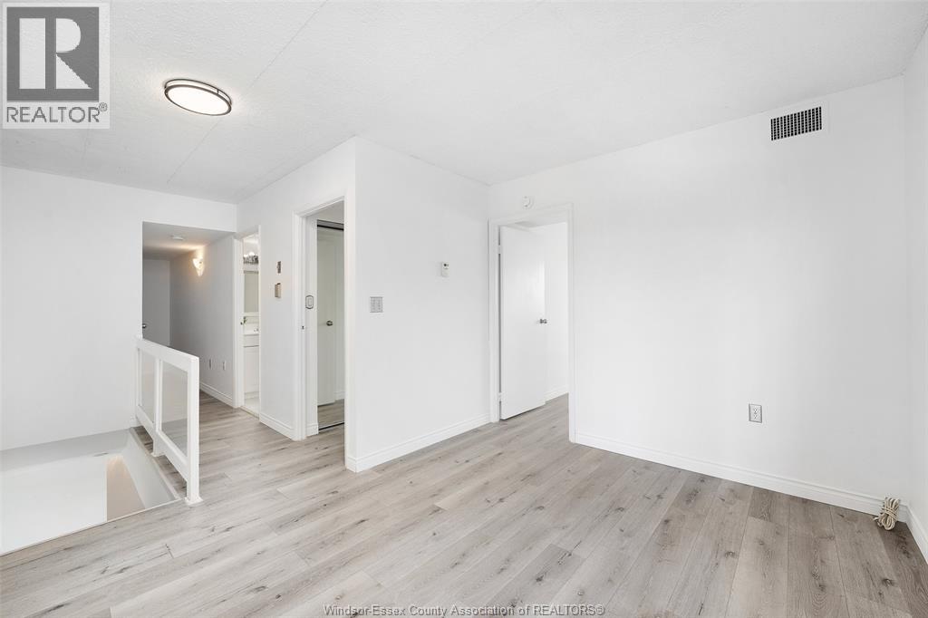 380 PELISSIER Unit# 1608, Windsor, Ontario, N9A6V7 — Photo 9