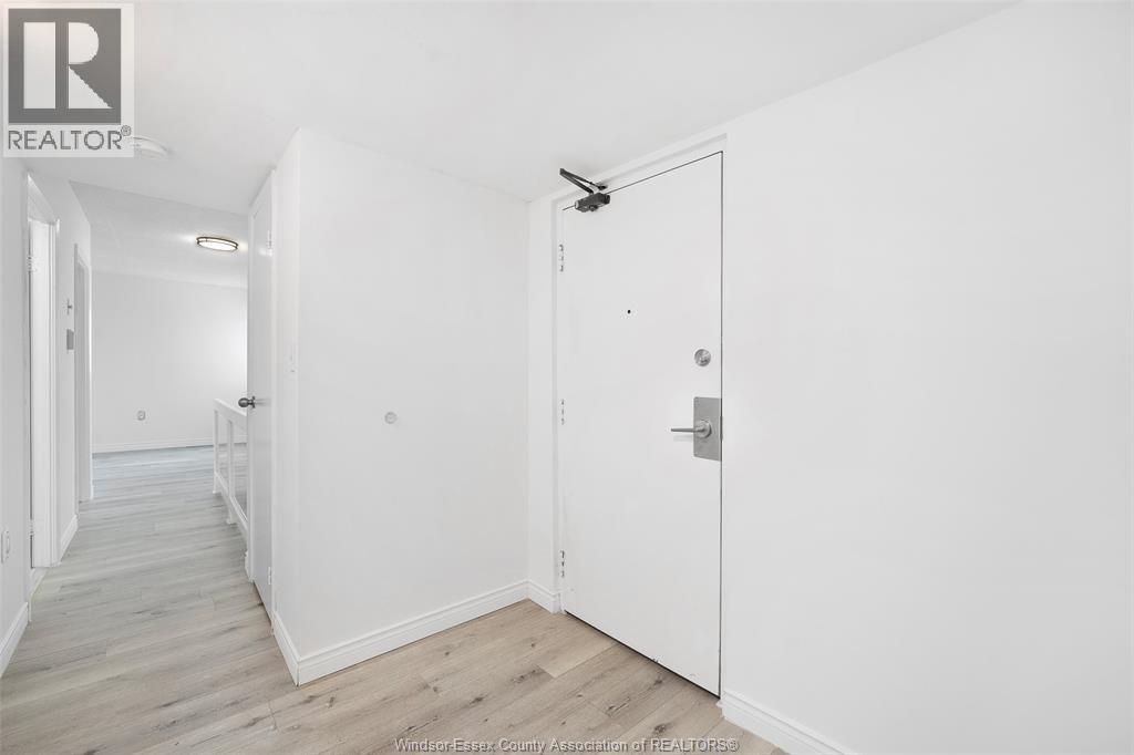 380 PELISSIER Unit# 1608, Windsor, Ontario, N9A6V7 — Photo 17