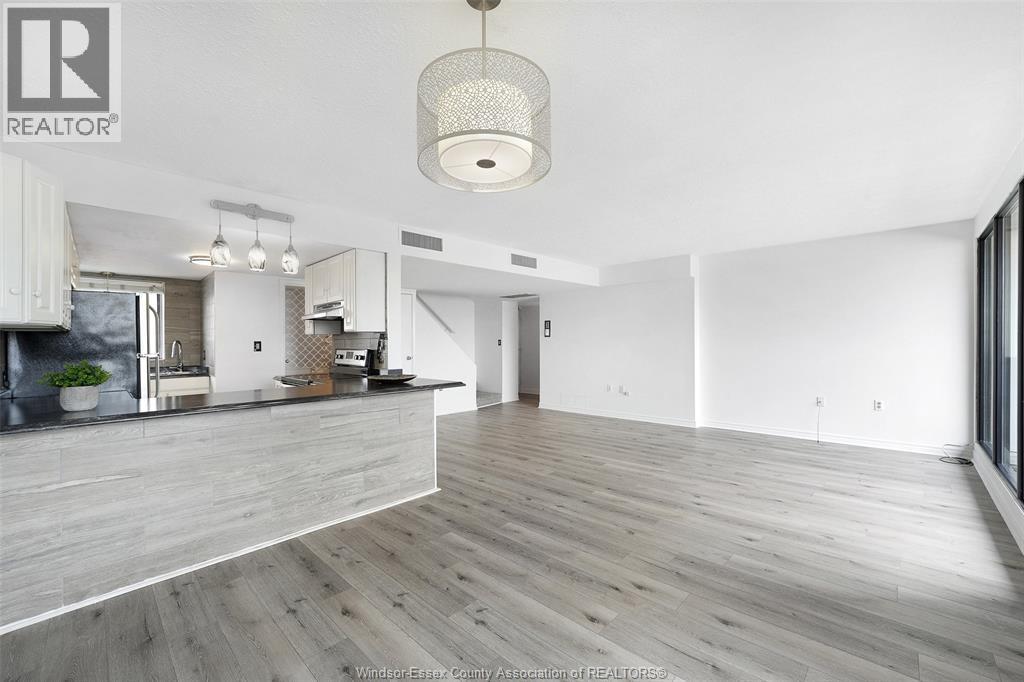 380 PELISSIER Unit# 1608, Windsor, Ontario, N9A6V7 — Photo 6