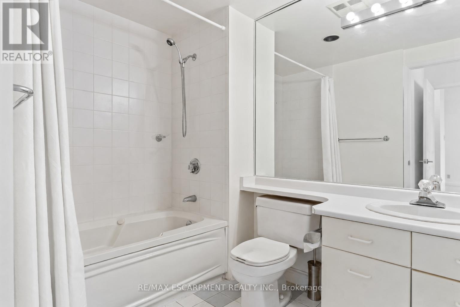 #410 430 PEARL STREET - 25