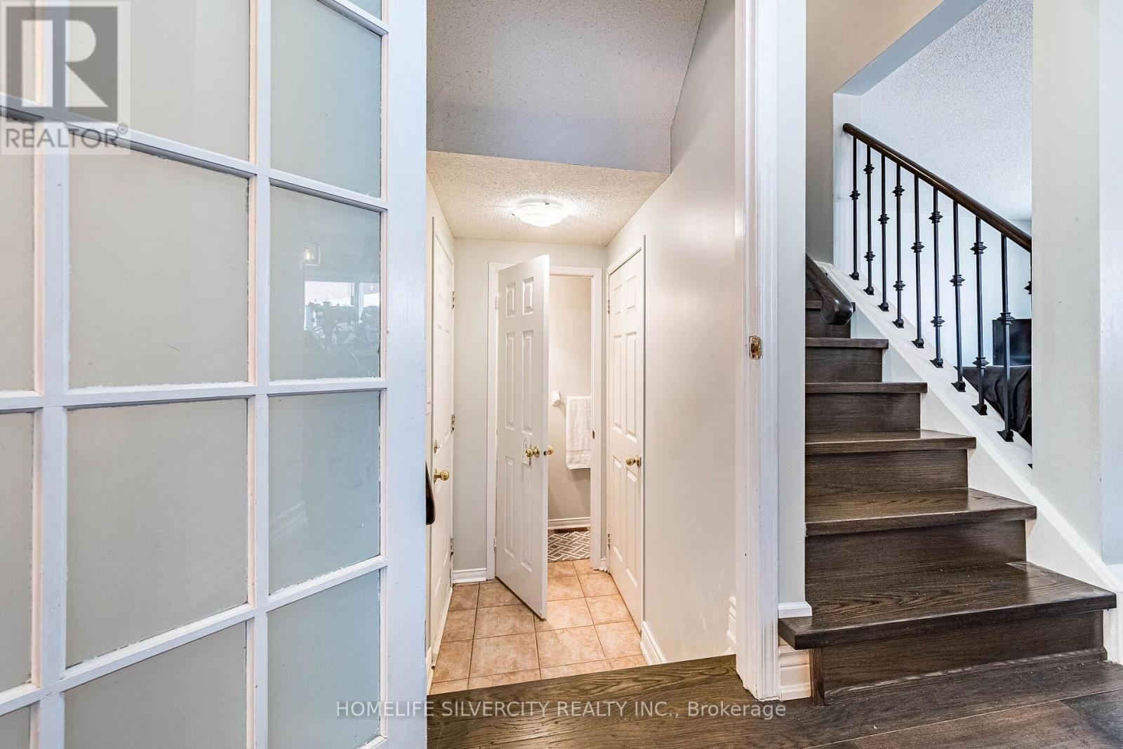 32 CONTINENTAL ROAD - 11