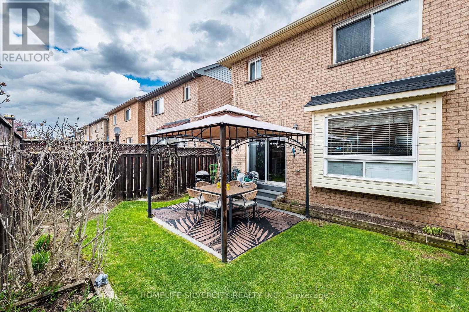 32 CONTINENTAL ROAD - 48
