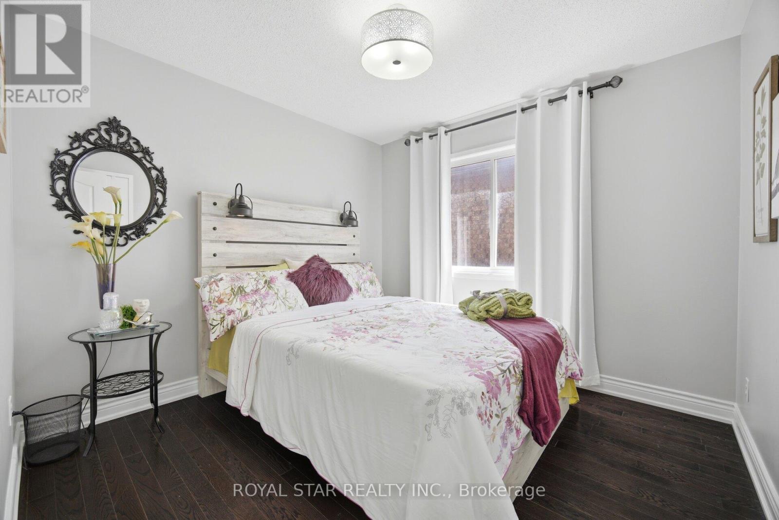 20 SUMMER MIST COURT - 29