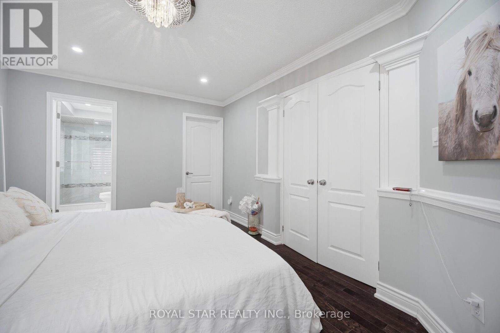 20 SUMMER MIST COURT - 33