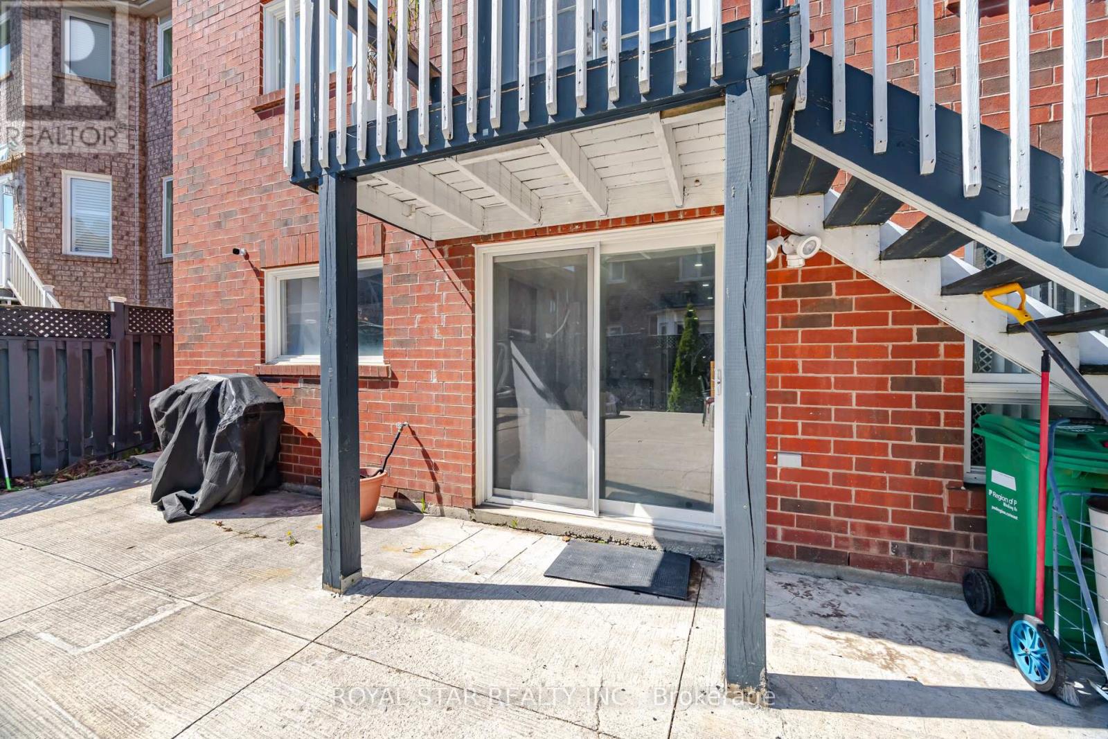 20 SUMMER MIST COURT - 36