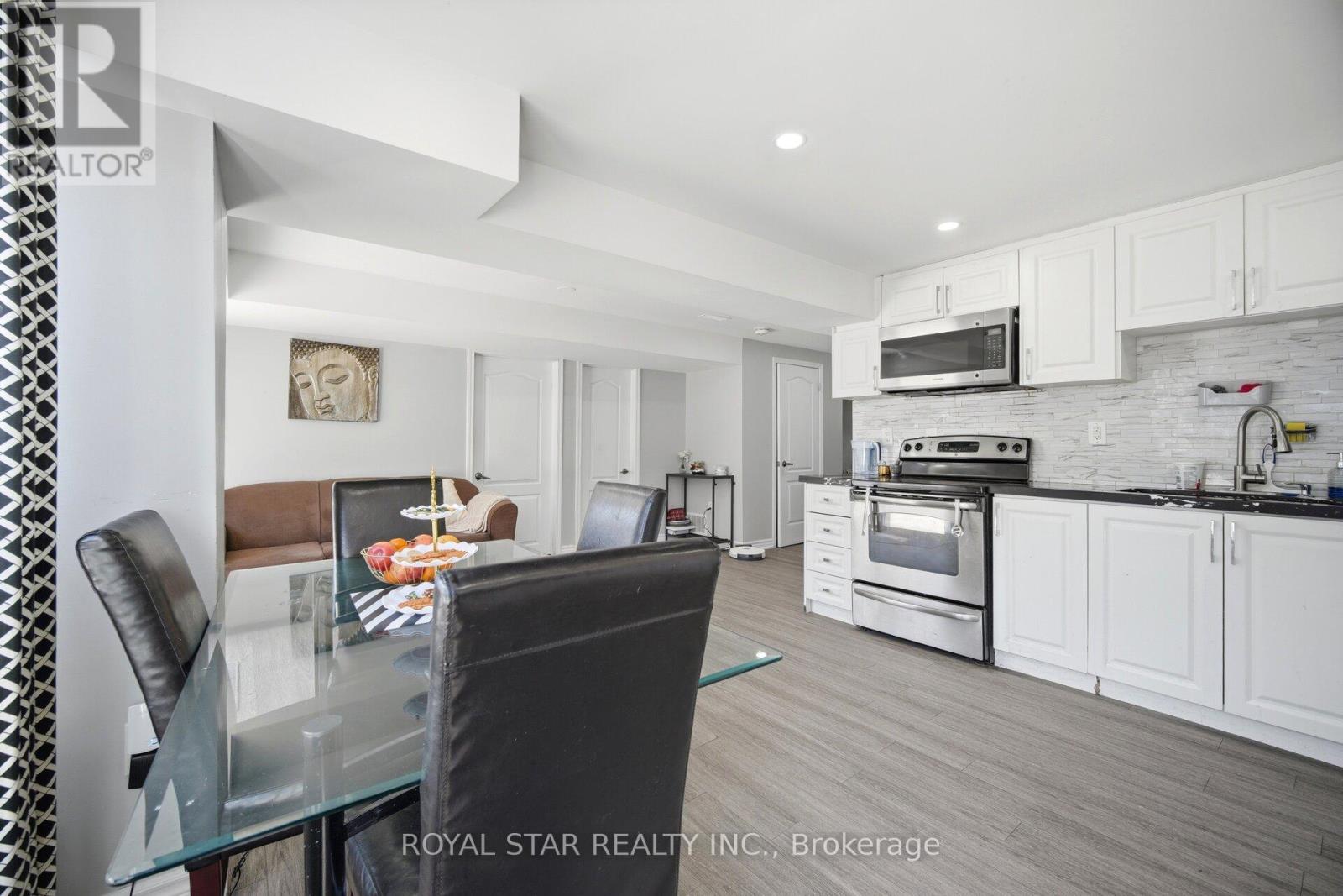 20 SUMMER MIST COURT - 39