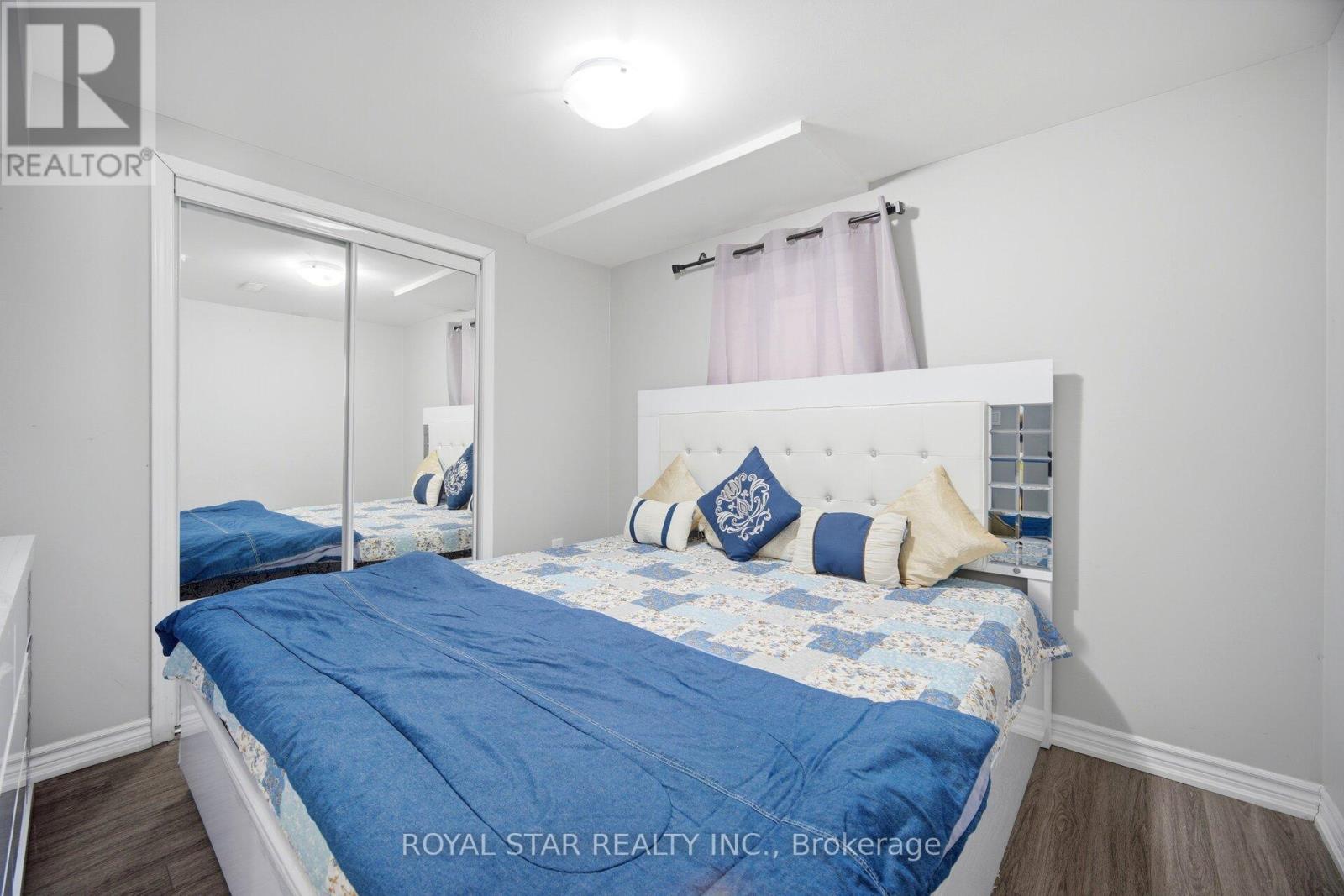 20 SUMMER MIST COURT - 44