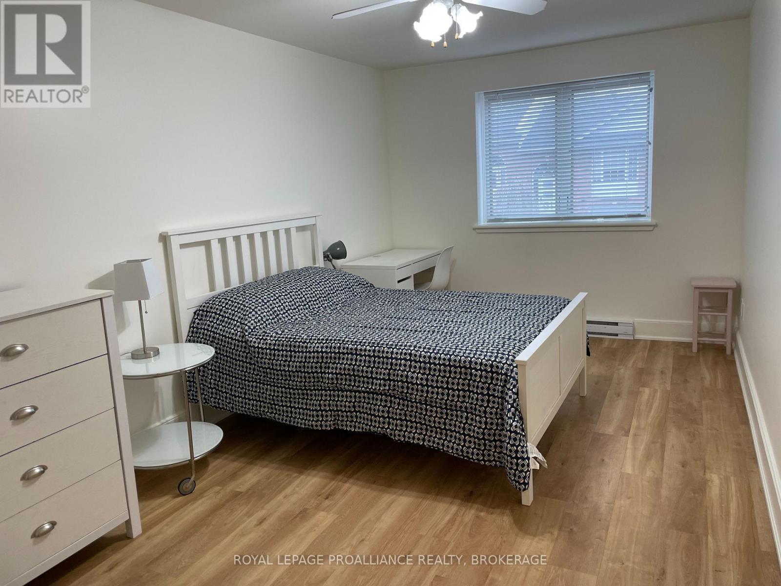 #202 2 BAY STREET - Image 11
