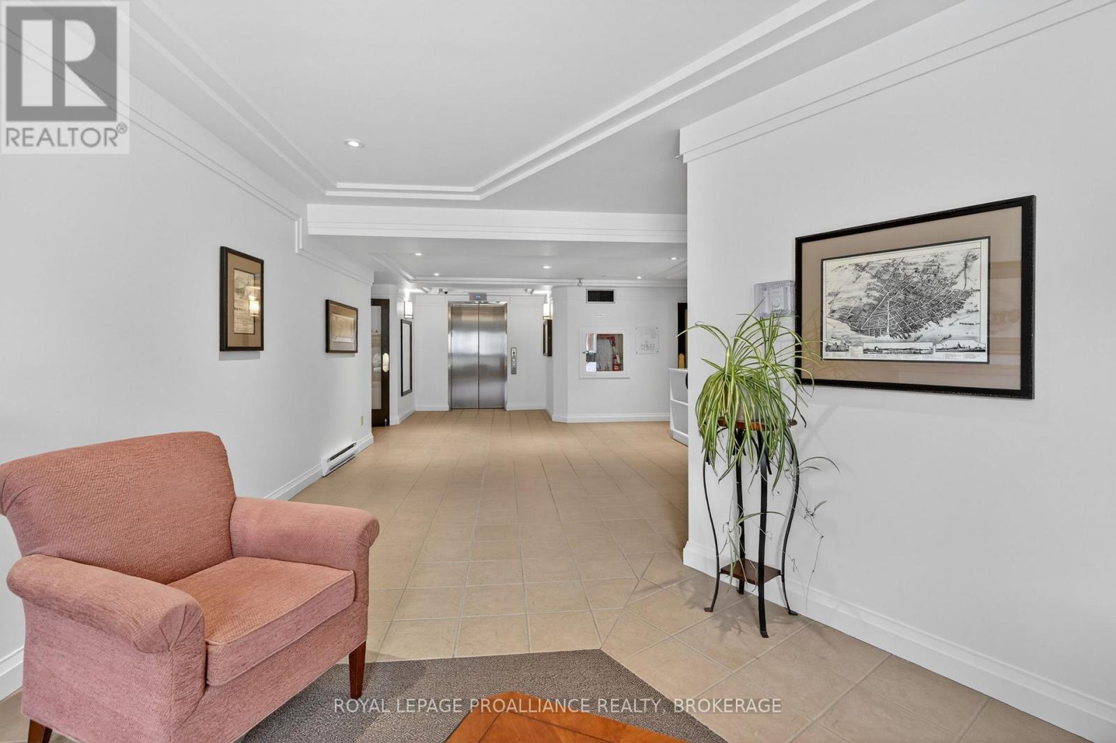 #202 2 BAY STREET - Image 7