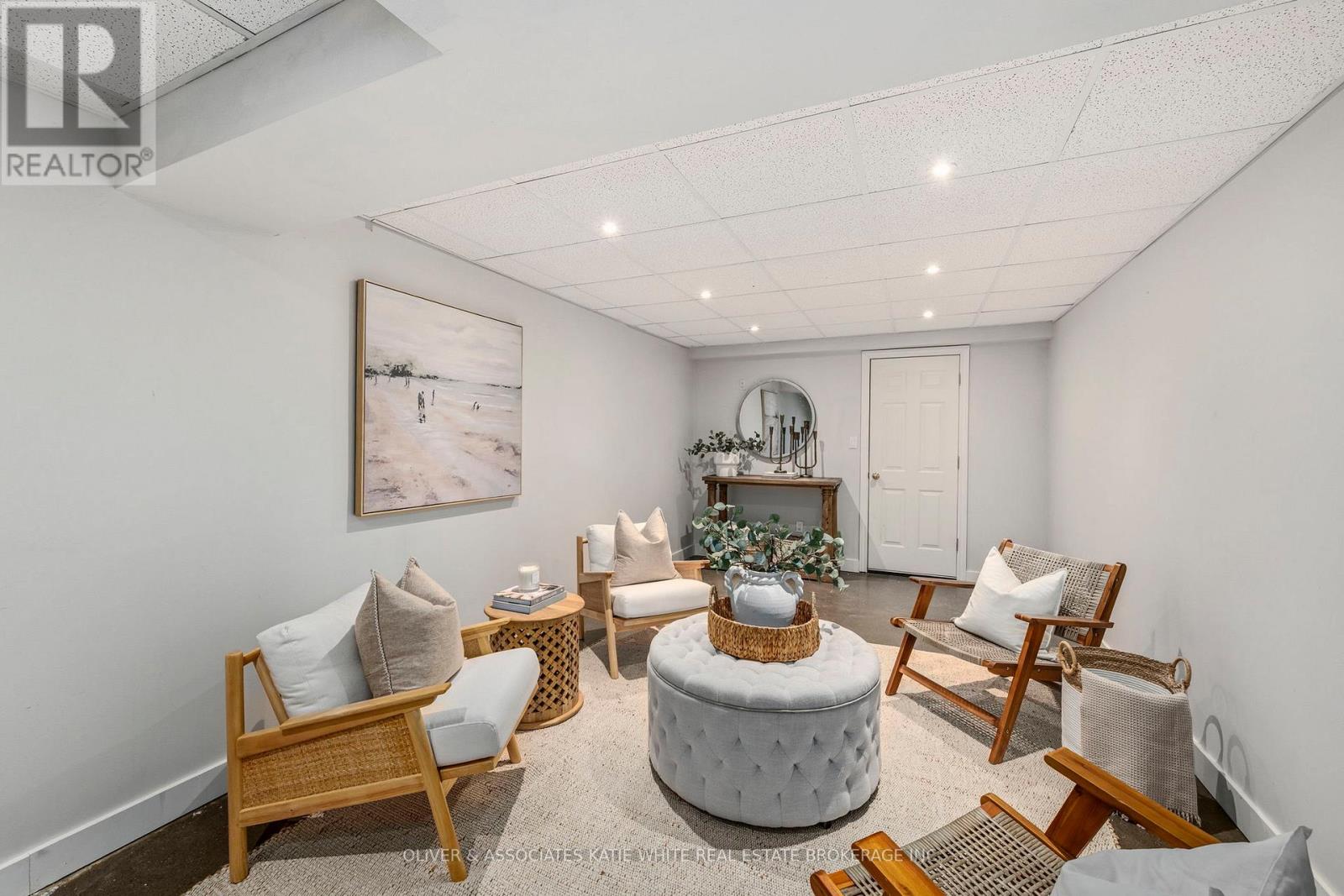 277 ASTORIA PLACE - 23
