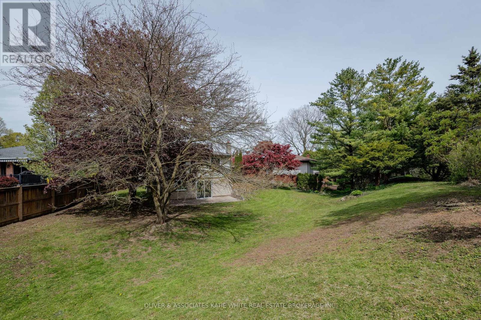 277 ASTORIA PLACE - 29
