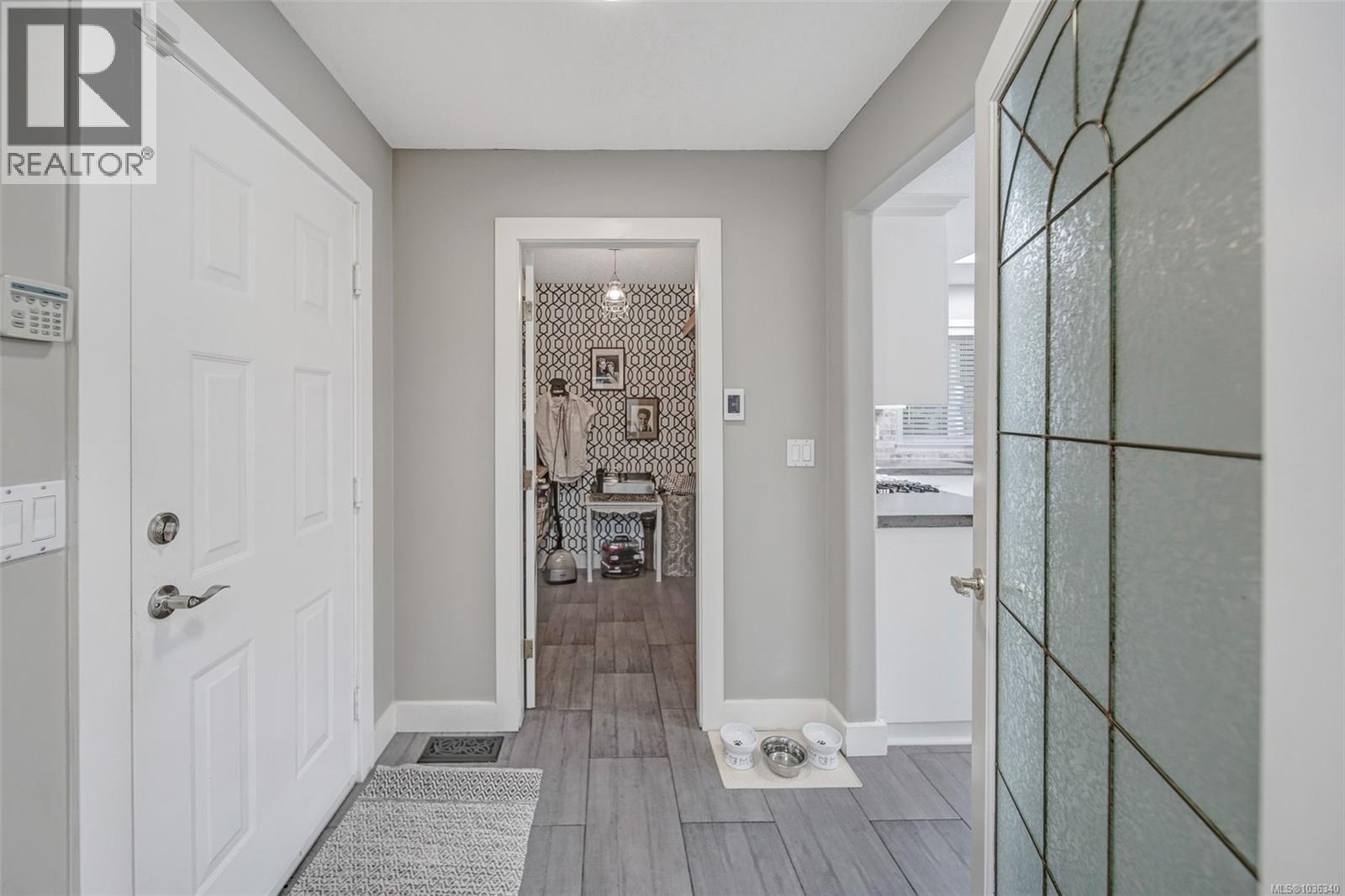 10172 Bishop Dr - 24
