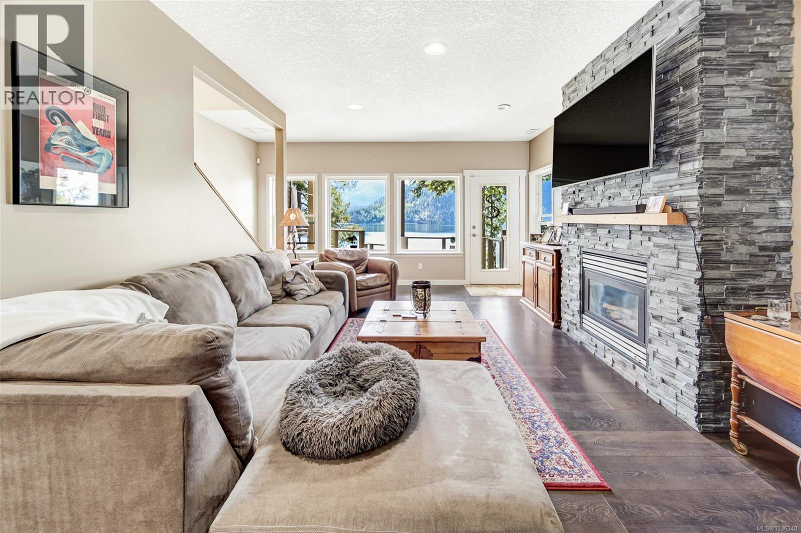 10172 Bishop Dr - 40