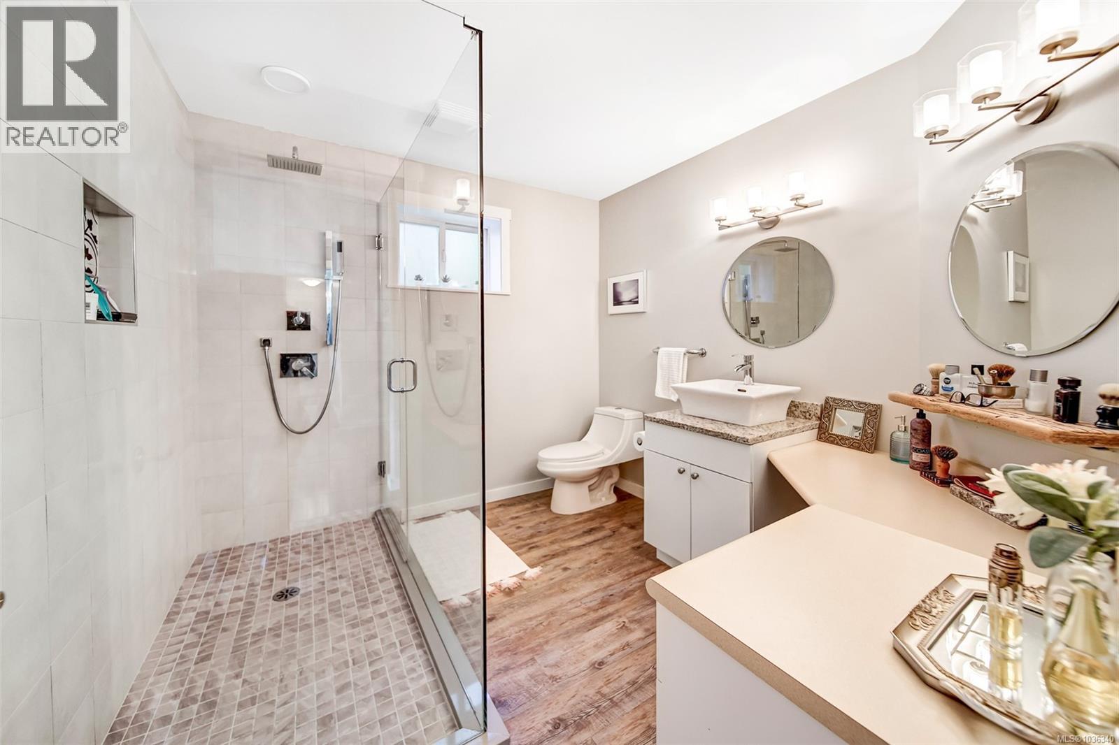 10172 Bishop Dr - 45