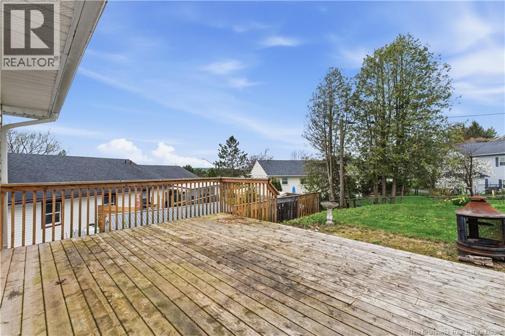 39 Hillside Crescent - 32