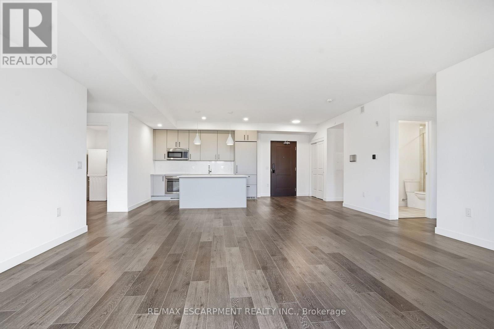 #315 7549B KALAR ROAD - 11