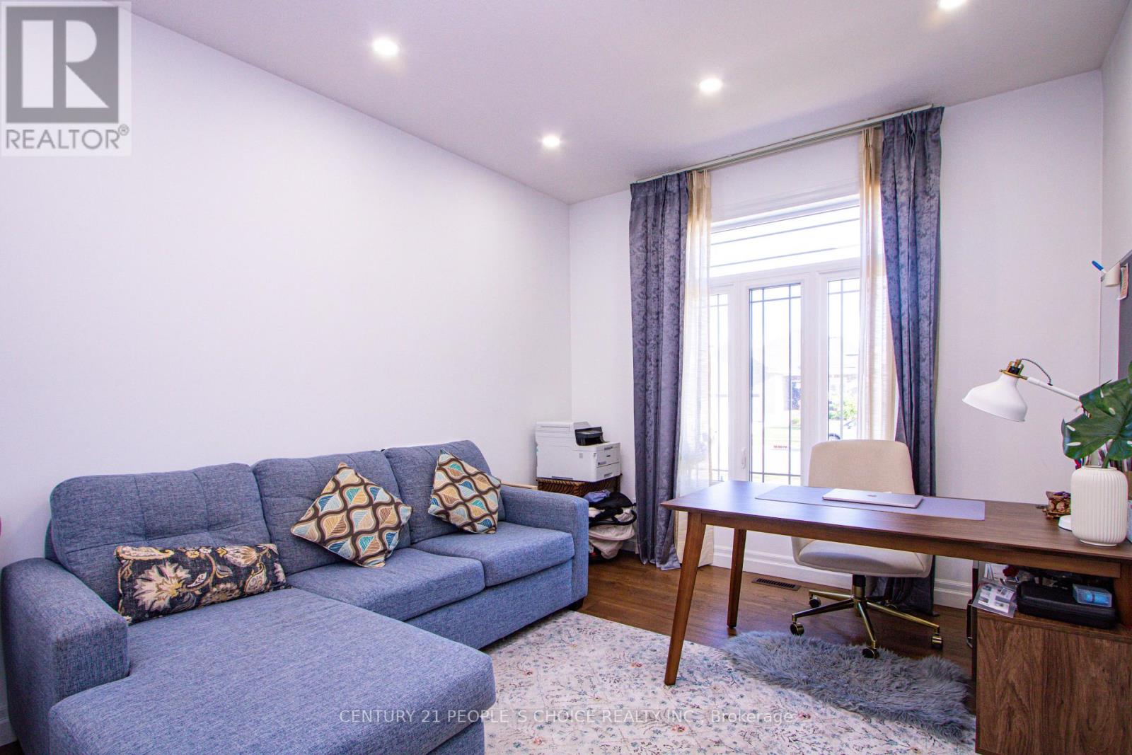 222 BOARDWALK WAY - 15