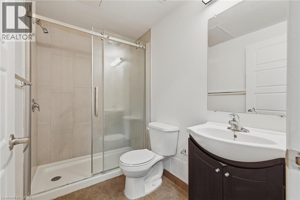 30 DUKE Street Unit# 2302, Kitchener, Ontario, N2H3W5 — Photo 10