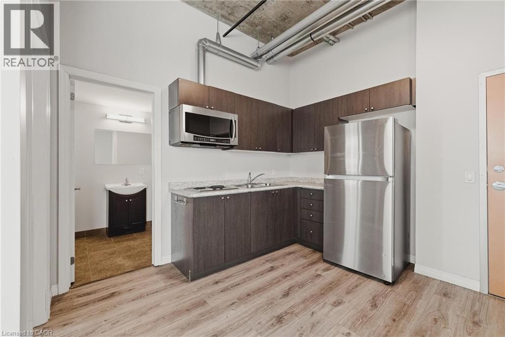 30 DUKE Street Unit# 2302, Kitchener, Ontario, N2H3W5 — Photo 8