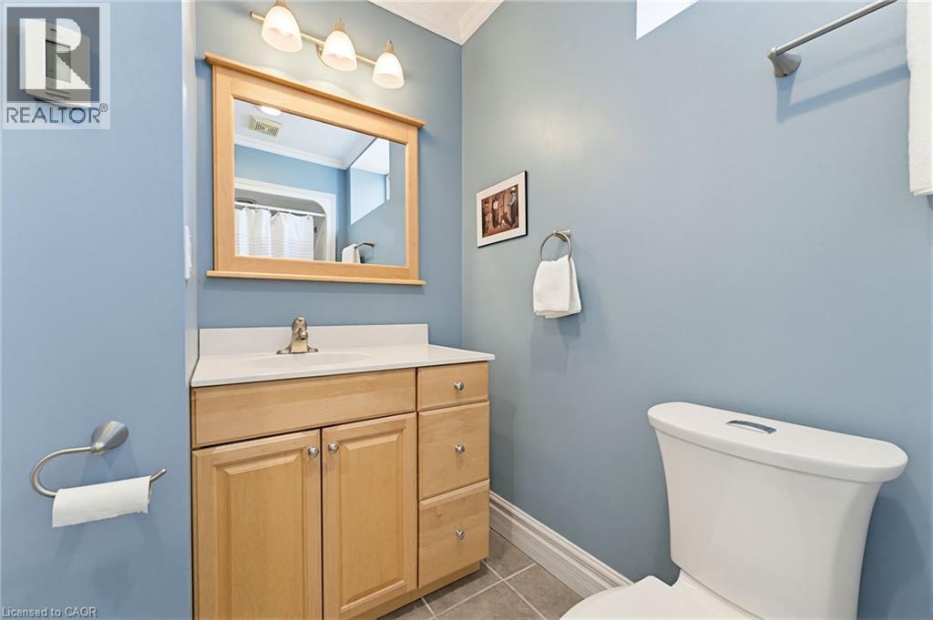 20 SAVONA Crescent, Hamilton, Ontario, L8N2Z7 — Photo 13