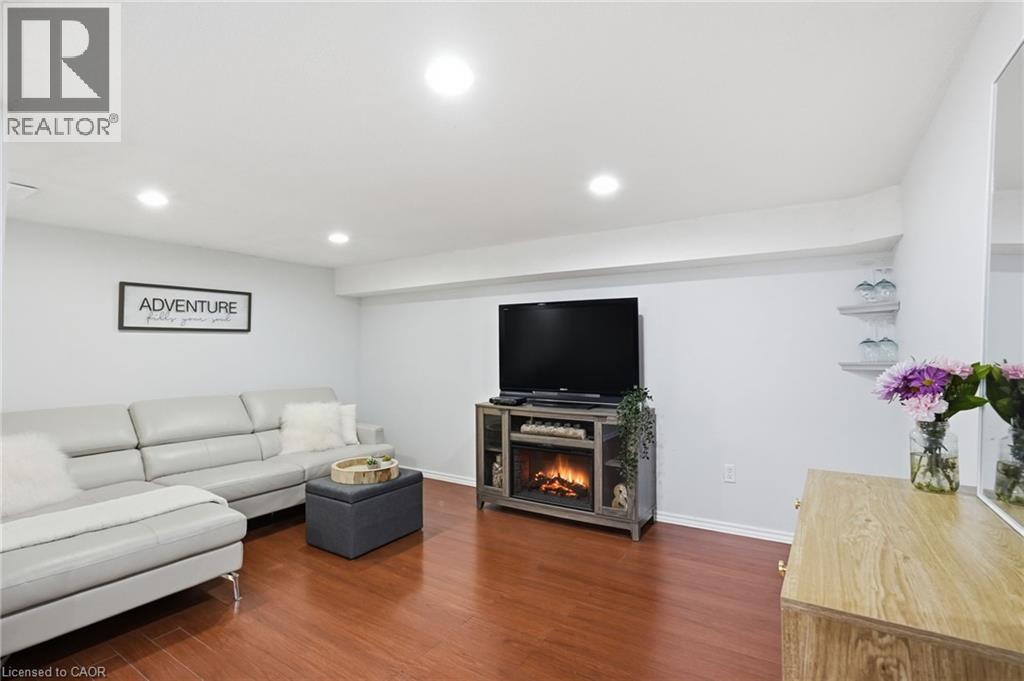 68 DALTON Crescent - 34