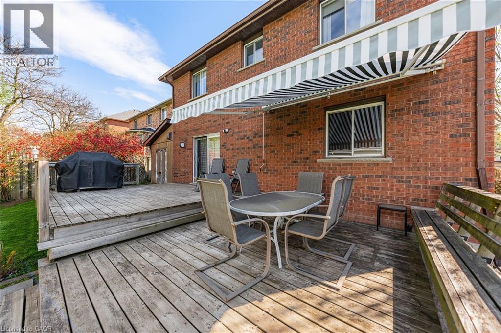 86 CHIMNEY HILL Drive, Cambridge, Ontario, N1T1H3 — Photo 15