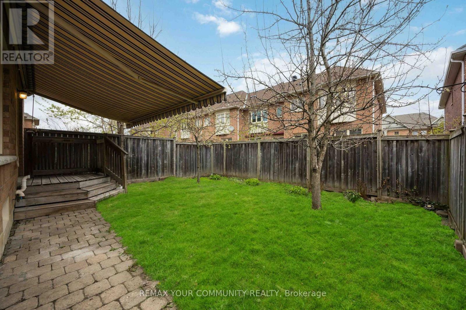 17 LATITUDE LANE - 33