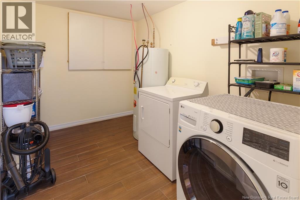 18 Brewster Street - 27