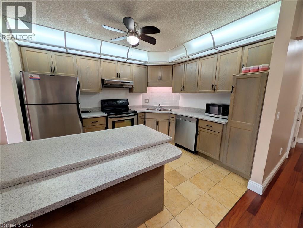 #13 34 DYNASTY Avenue - 9