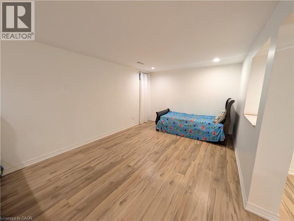 34 DYNASTY Avenue Unit# 13, Stoney Creek, Ontario, L8G5C7 — Photo 32