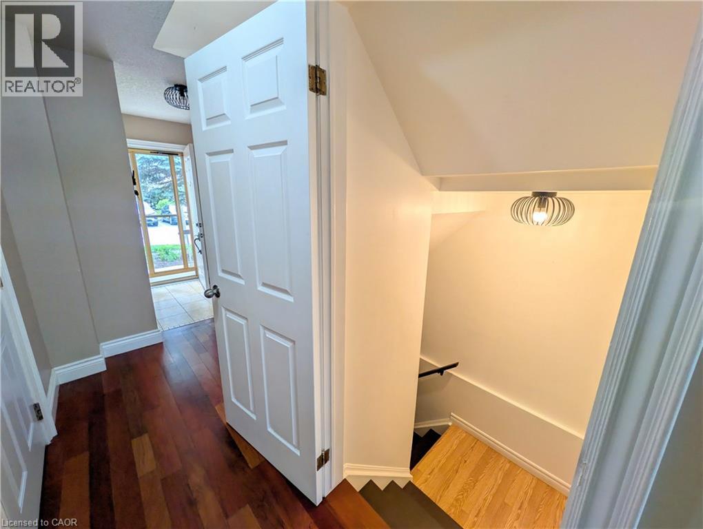 34 DYNASTY Avenue Unit# 13, Stoney Creek, Ontario, L8G5C7 — Photo 16