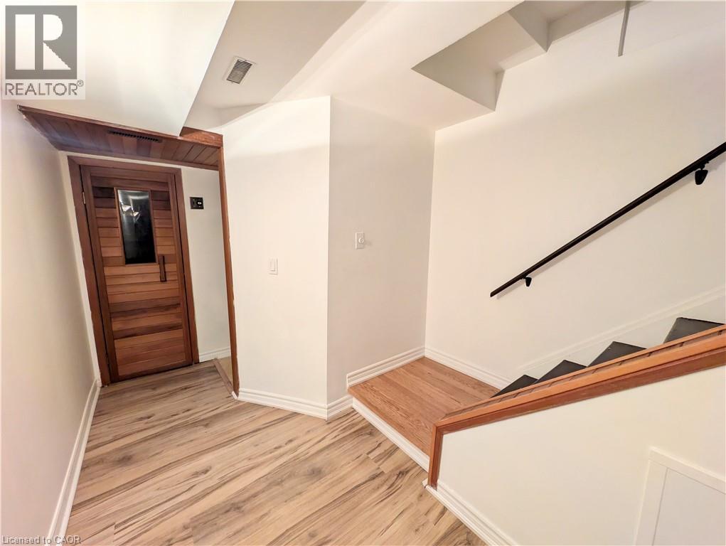 34 DYNASTY Avenue Unit# 13, Stoney Creek, Ontario, L8G5C7 — Photo 35