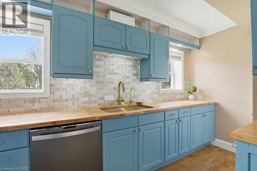 154 SNYDERS Road W, Baden, Ontario, N3A2L9 — Photo 9