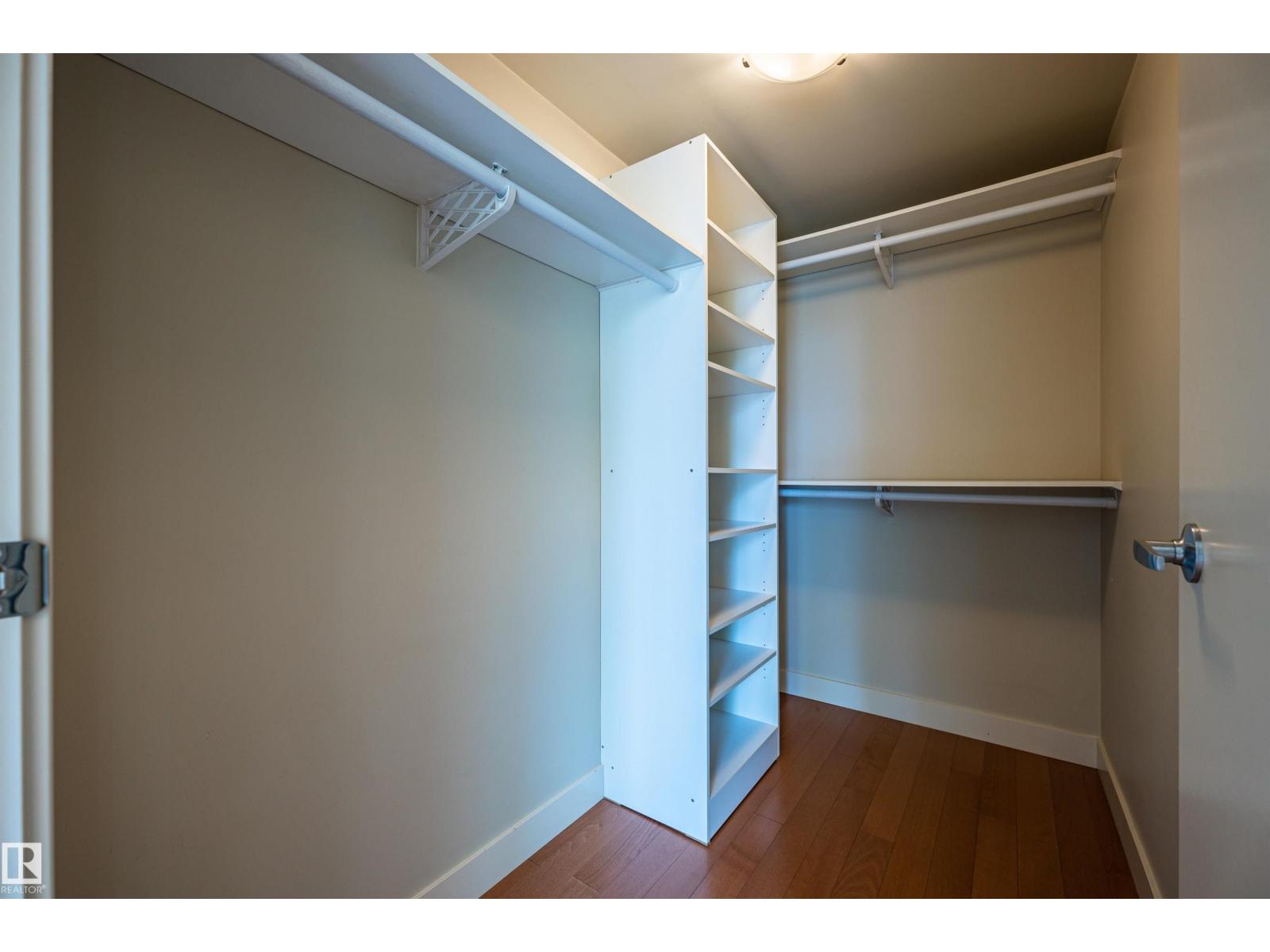 #304 10046 117 ST NW - 19