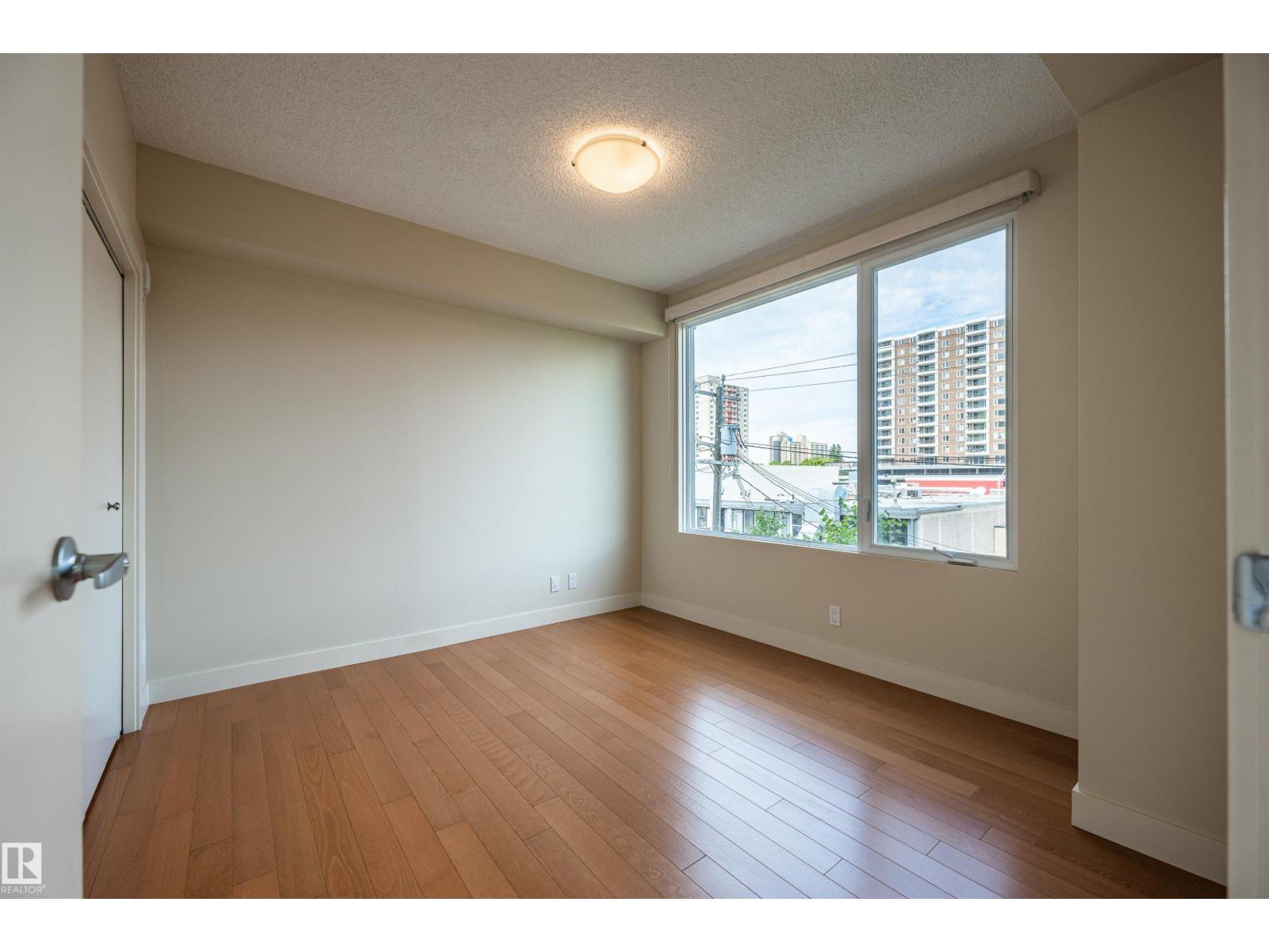 #304 10046 117 ST NW - 23