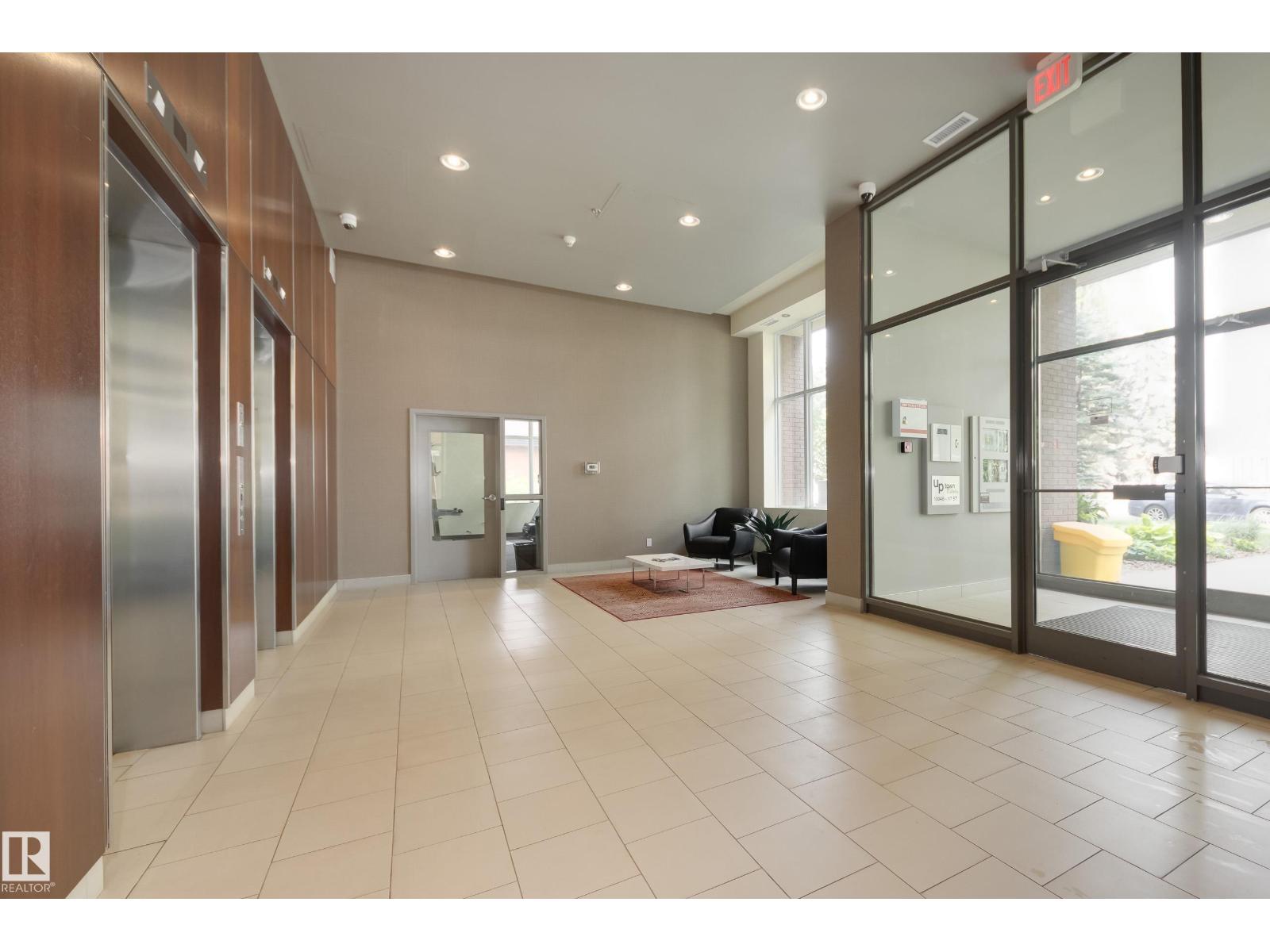 #304 10046 117 ST NW - 4