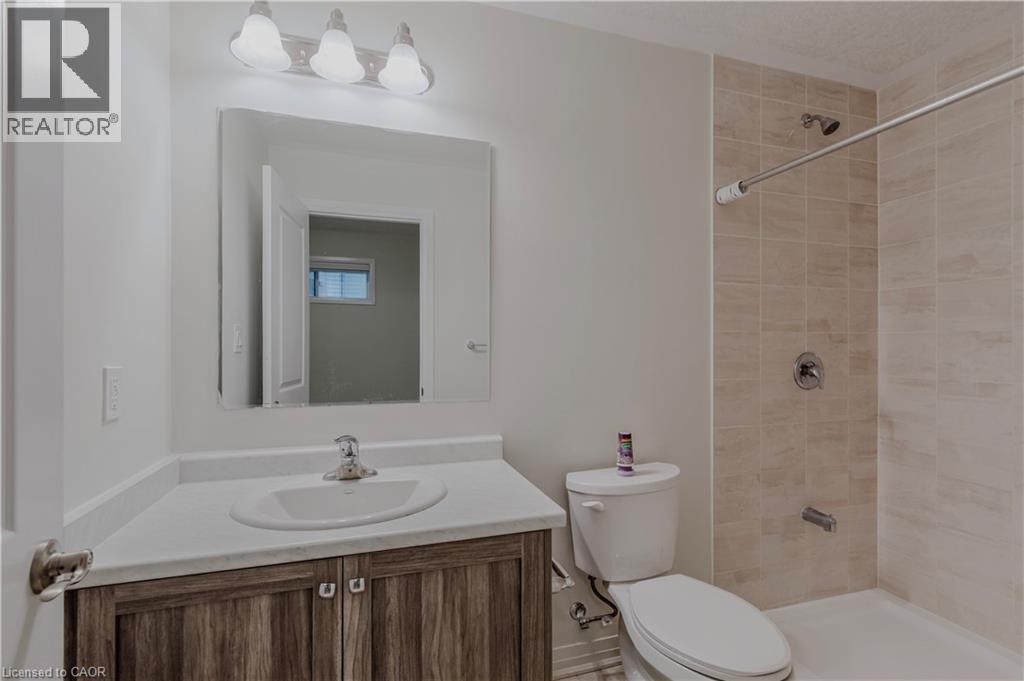 25 ISHERWOOD Avenue Unit# G-105, Cambridge, Ontario, N1R0E2 — Photo 6